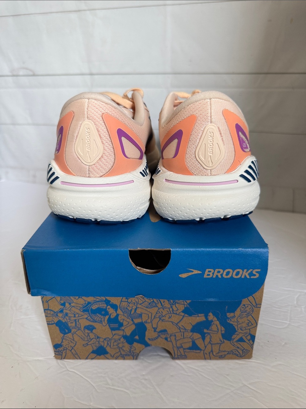Brooks Size 8-8.5B Adrenaline GTS 23 Women's Running Shoes Apricot (Estate Blue) - Picture 5 of 9
